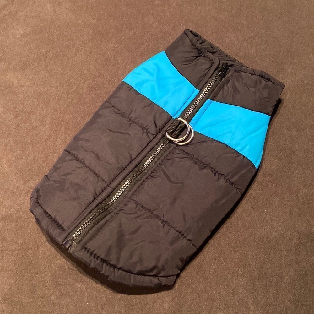 Dog Coat Black & Blue ZipUp No Pull Design D-Rings to attach Leash Size L NEW - Picture 1 of 7